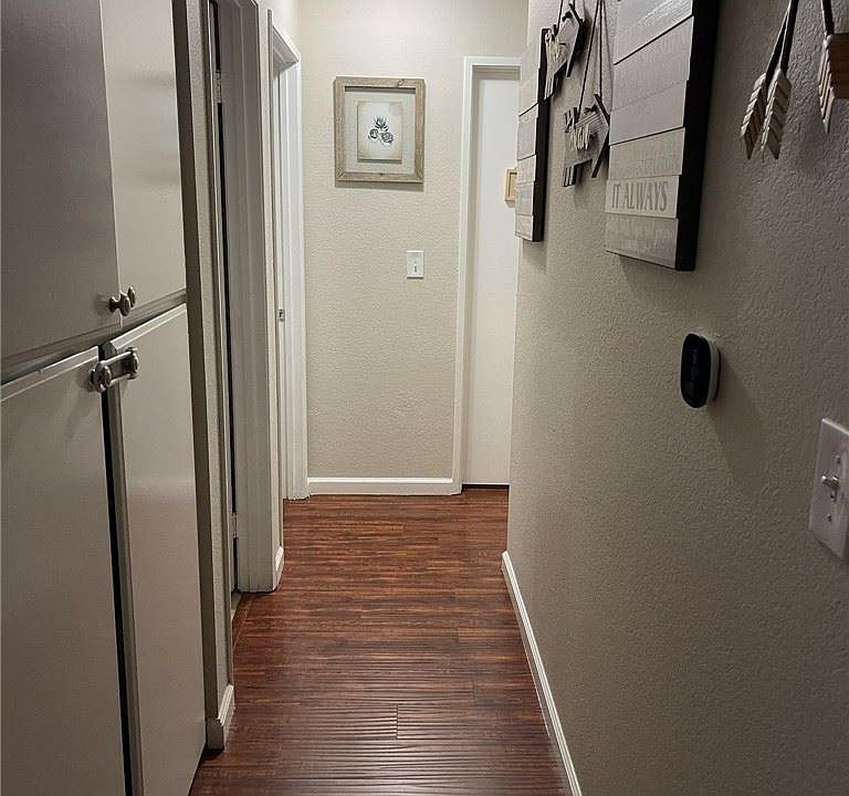 2nd image of 580 Keown Ct