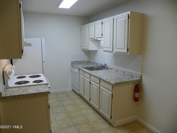 4th image of 998 W Beaver Creek Blvd #108