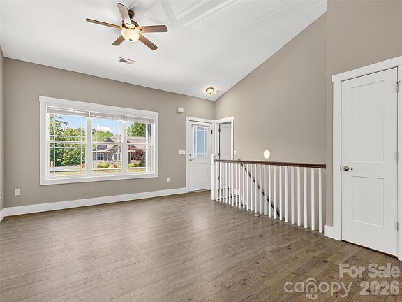 3rd image of 133 Asher Ln