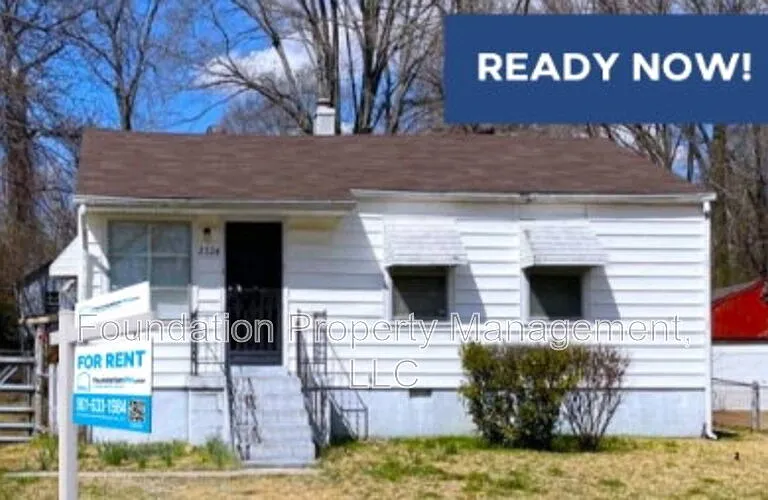 2324 Slocum Ave — Photo 1