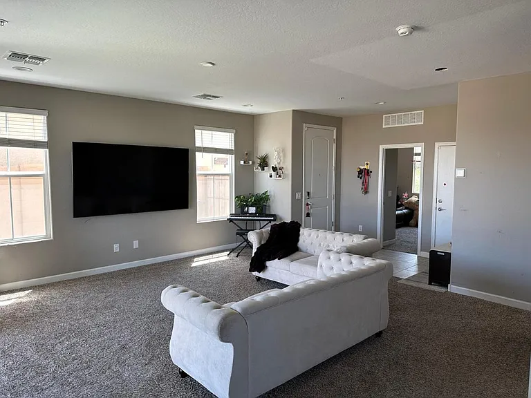 1260-1255 N Arizona Ave #1260 — Photo 5