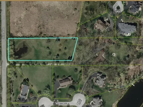 7100 Haligus Rd, Crystal Lake, IL 60014