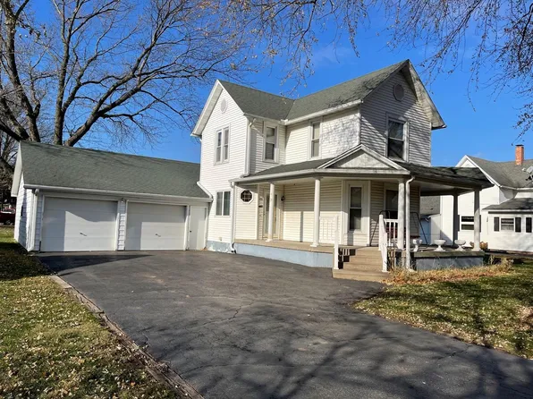 106 N Lincoln St, Tampico, IL 61283