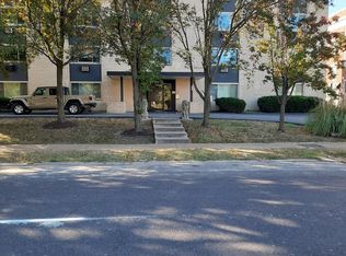 5438 Delmar Blvd, Saint Louis, MO 63112