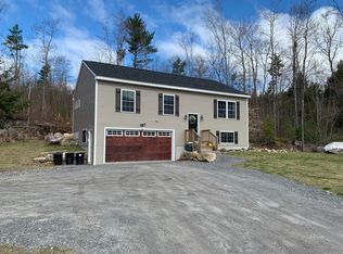 32 Jessica Way, Poland, ME 04274