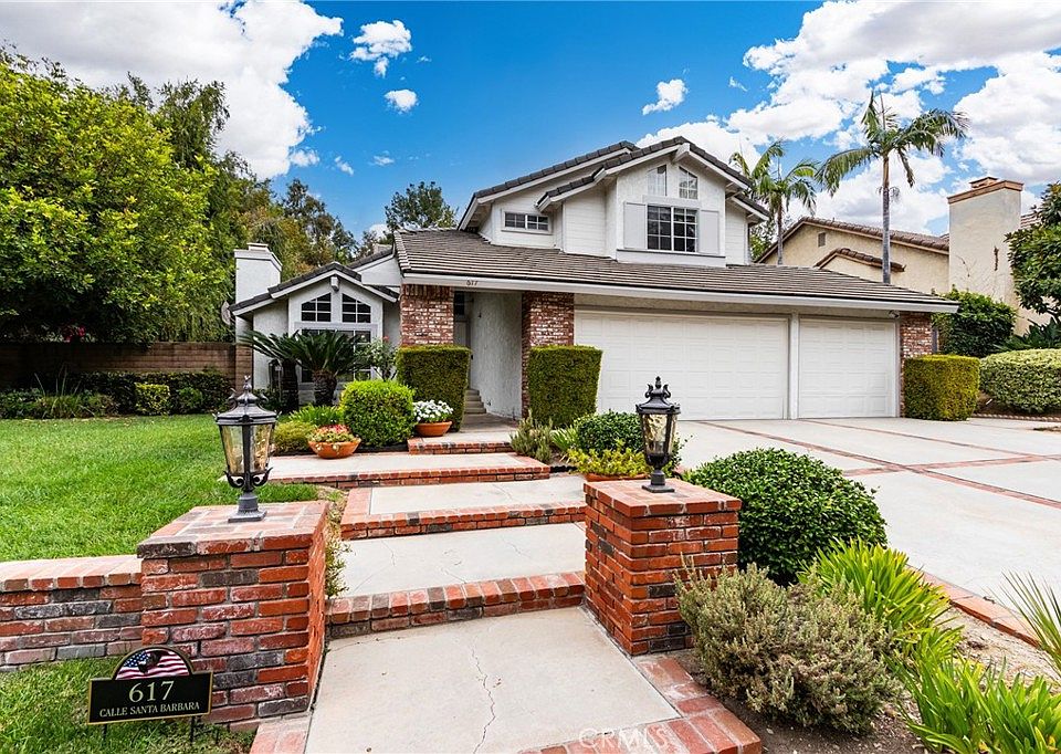1st image of 617 Calle Santa Barbara