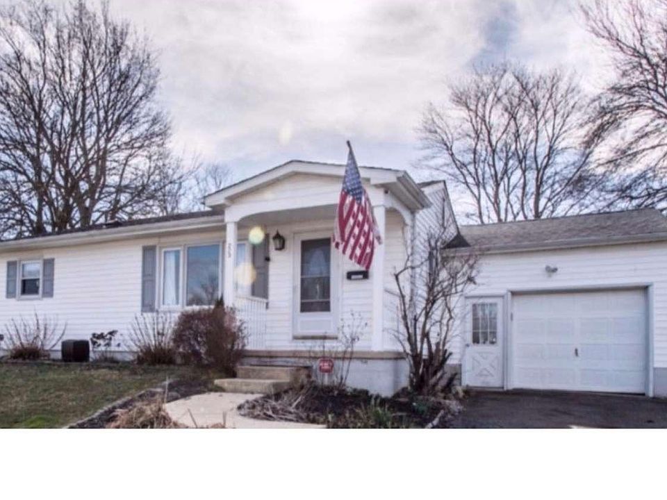 1st image of 223 Catalina Dr