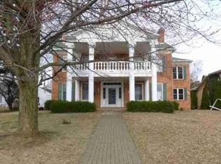 433 N Main St, Marine City, MI 48039