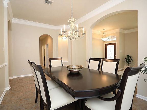 3rd image of 12919 Blackbrook Ln