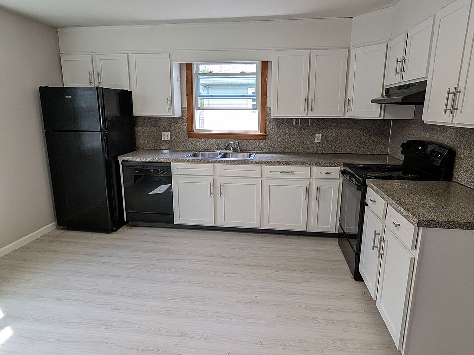 1st image of 39 Zuella Dr #D