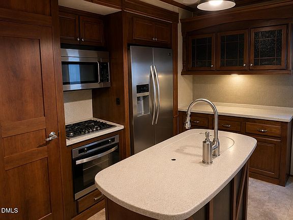 5th image of 103 Cree Dr #1620