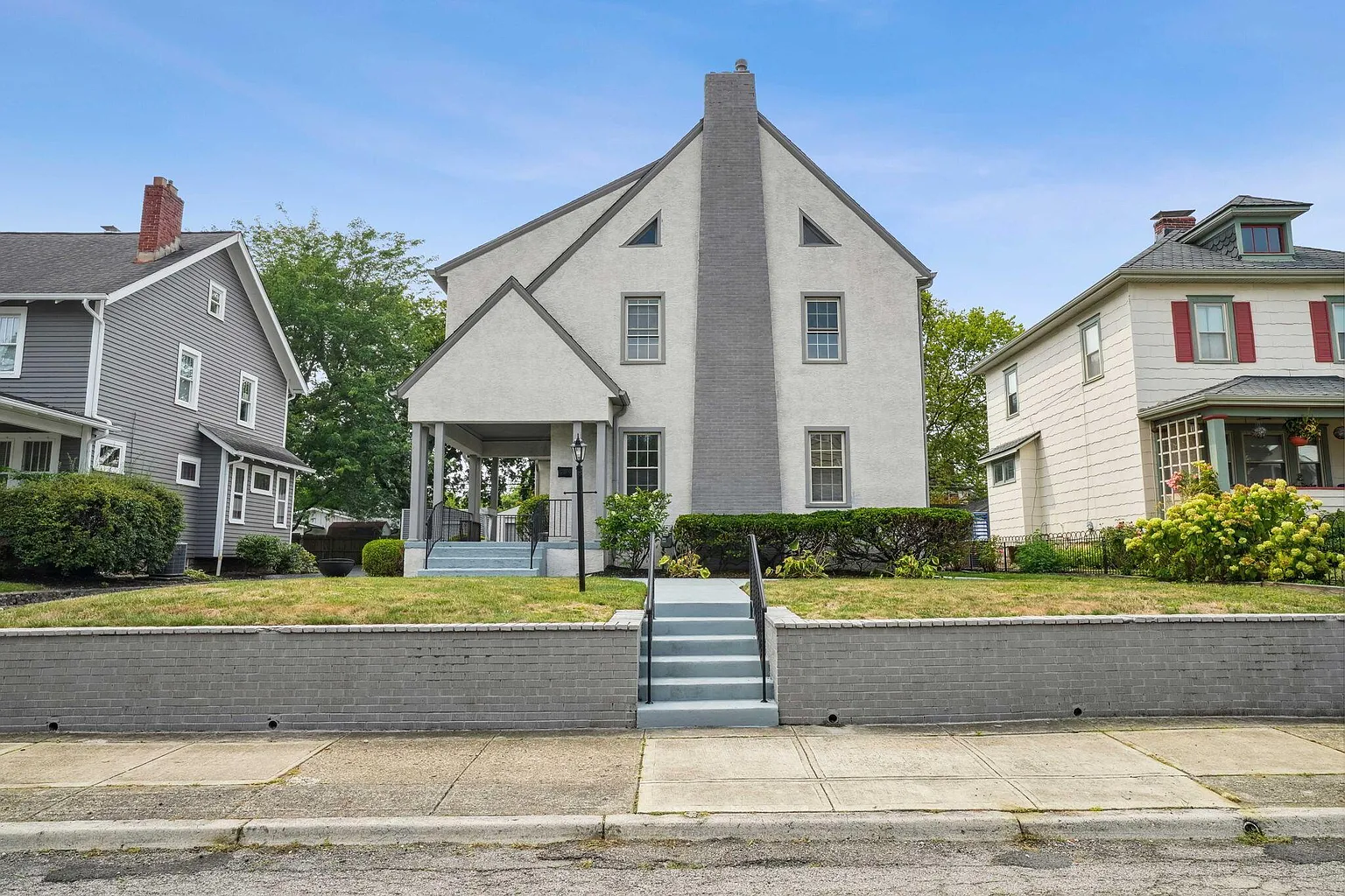 1531 Lincoln Rd photo 1