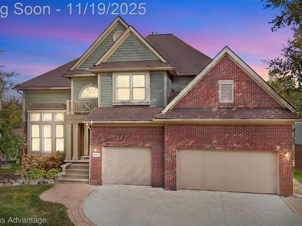 6120 Strawberry Cir, Commerce Township, MI 48382