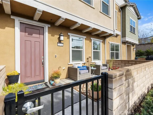 22712 Harmony Dr, Santa Clarita, CA 91350