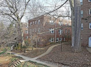 2316 40th Pl NW #304, Washington, DC 20007