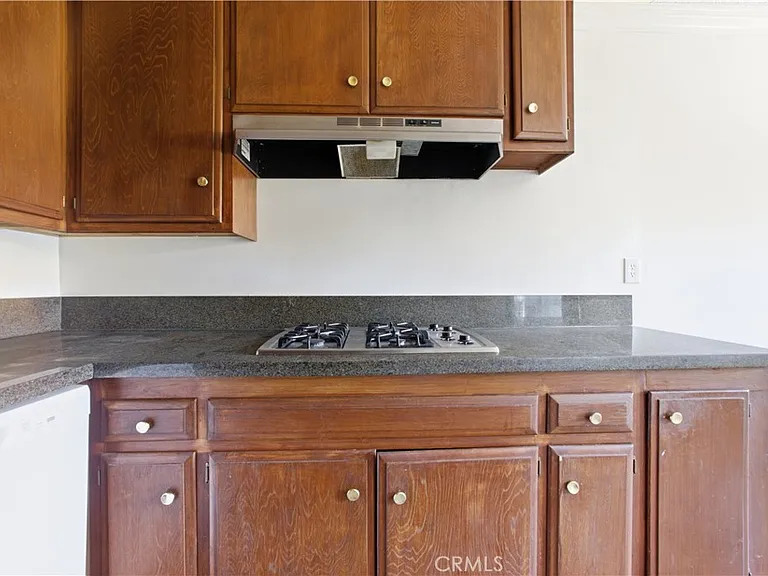 5168 Yarmouth Ave #26 — Photo 5