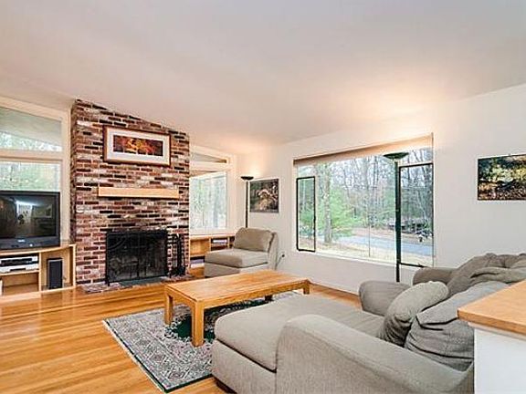 2nd image of 31 Partridge Rd