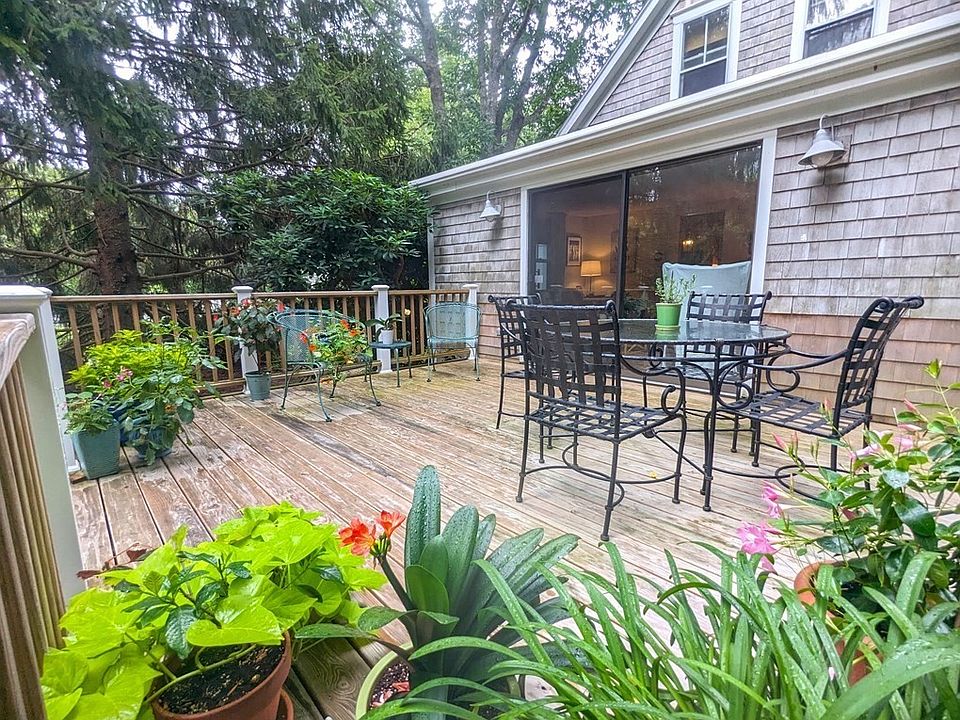 573 Elm St, Dartmouth, MA 02748 Zillow