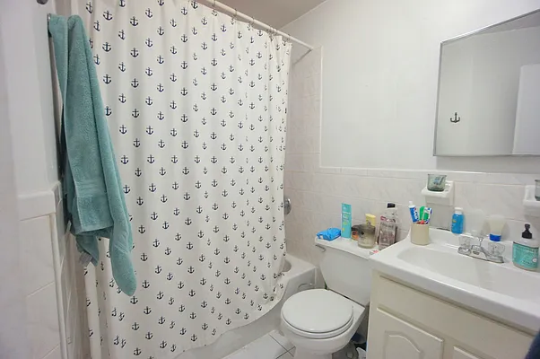 Rented by Compass | media 24