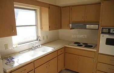 2nd image of 1235 Pineview Ave