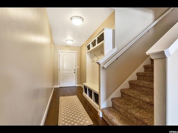 3rd image of 5209 W Hedgerose Dr