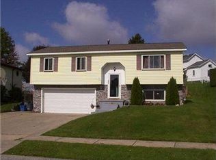 4033 Calico Dr, Erie, PA 16506