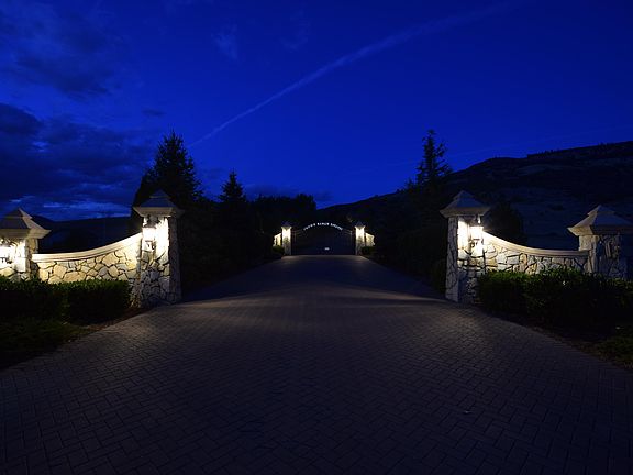 2nd image of 2373 Terri Dr
