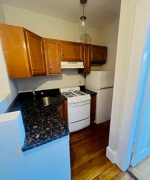 38 Hemenway St #33 — Photo 1