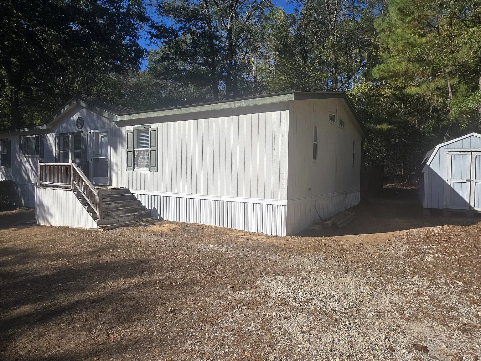 3 bed, 1904 sqft, $1,400 — Photo 1