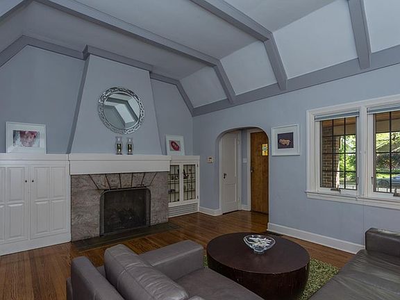5th image of 5650 Carrollton Ave