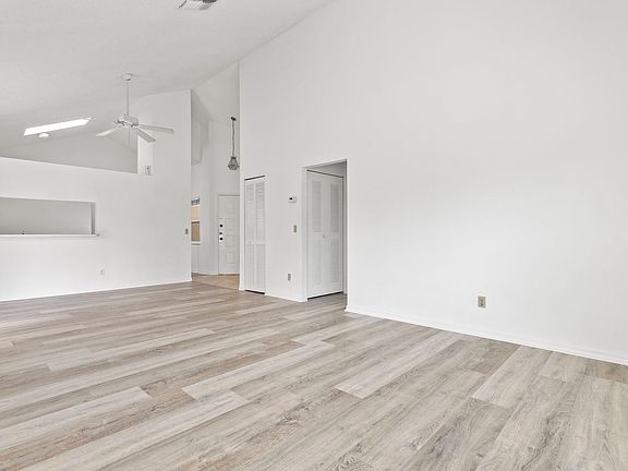 5th image of 17038 Terraverde Cir