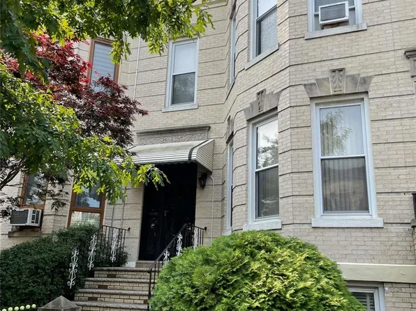 61-14 Linden Street, Flushing, NY 11385