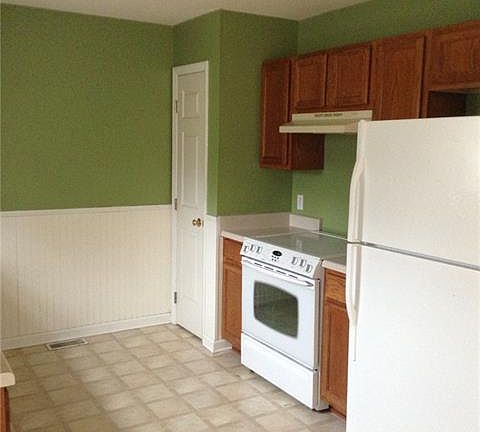 5th image of 1113 Lauren Glen Dr