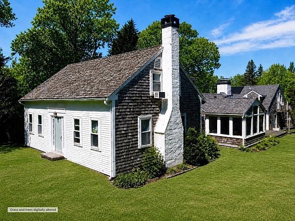 3rd image of 60 Rock Harbor Rd