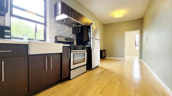 Rented by New Amsterdam Realty Group | media 1