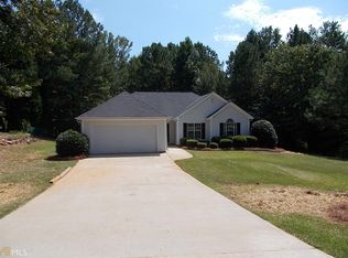 134 Paces Landing Trce, Newnan, GA 30263