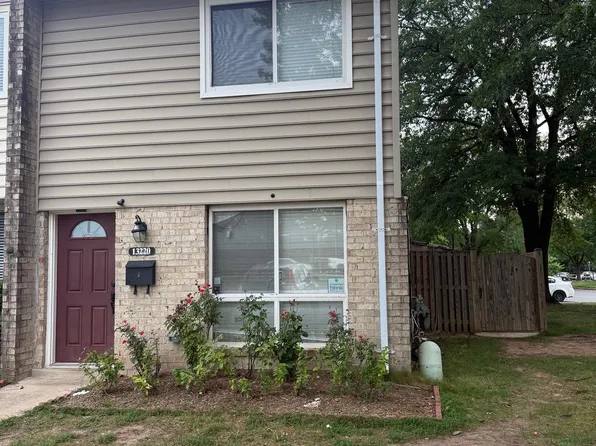 13220 Poener Pl, Herndon, VA 20170