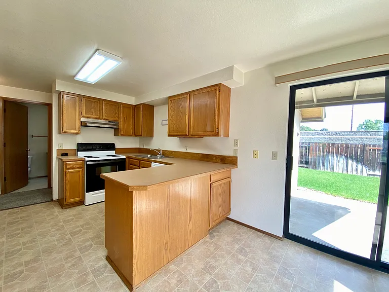 3219 Vincenta Dr #3219 — Photo 7