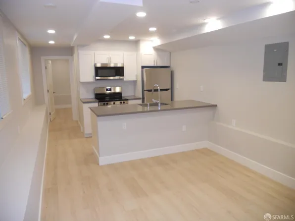 700 12th Ave #A, San Francisco, CA 94118
