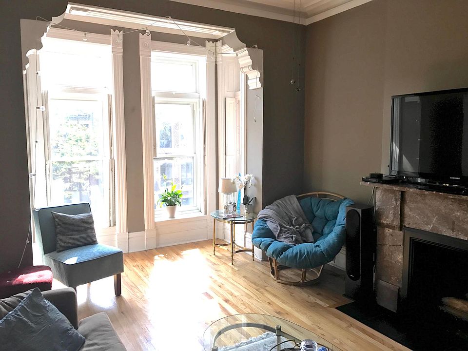 1st image of 2034 N Bissell St #2
