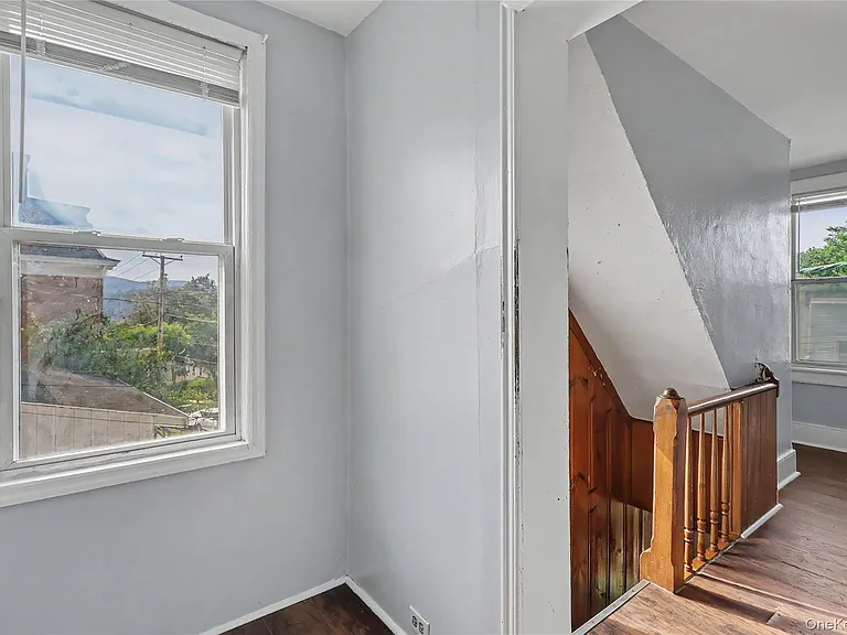 39 Spruce St — Photo 13