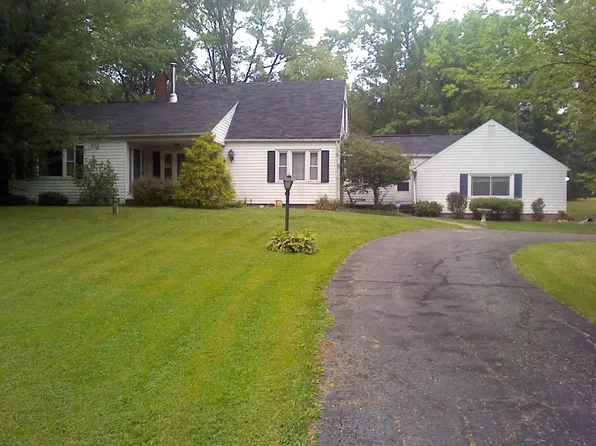 1437 Kennedy Rd, Streetsboro, OH 44241