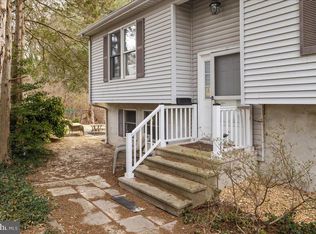 5 Mercer St, Hopewell, NJ 08525