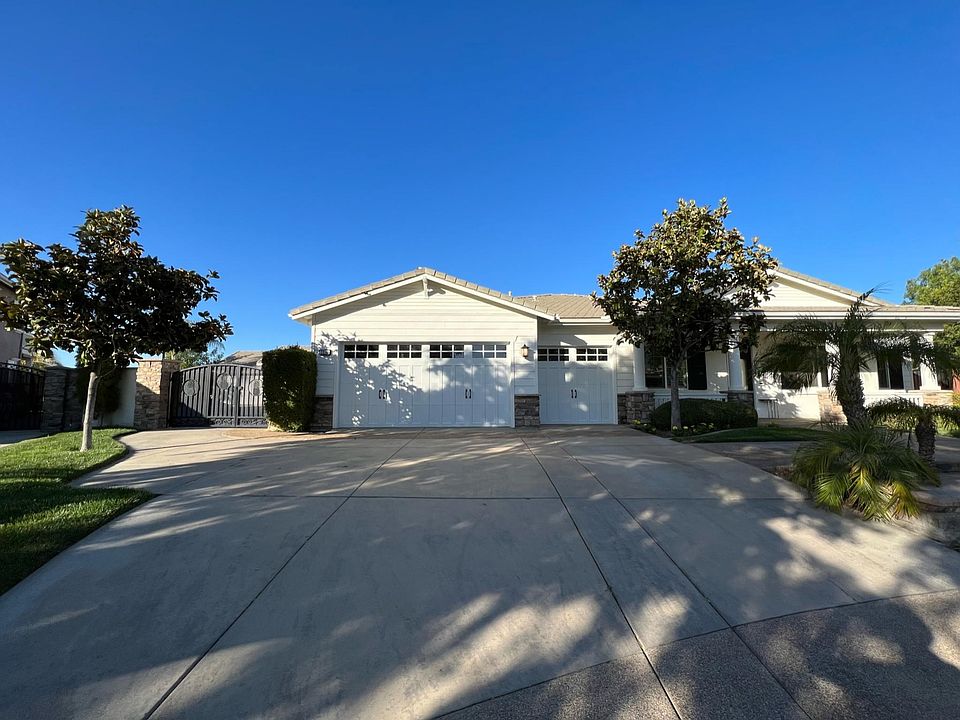 1st image of 33140 Pampa Ct