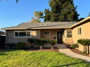 179 W Ashcroft Ave, Clovis, CA 93612