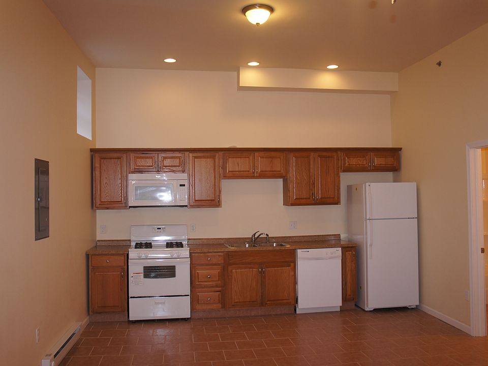 857Ca4 Kitchen 1_04052016