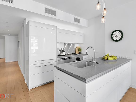 5th image of 241 5th Ave APT 11B