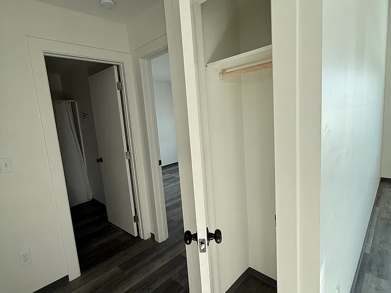 607 Pleasant Ave #1 — Photo 4