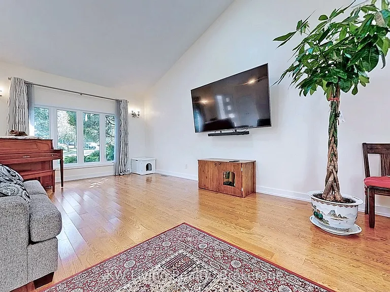 1280 Watersedge Rd — Photo 8