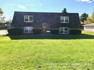 352 Mayfield Ave #A, Valparaiso, IN 46383